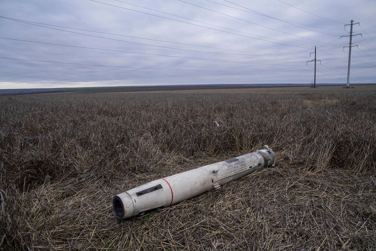 Ukraine battlefields yielding weapons U.S. experts didn’t expect to see