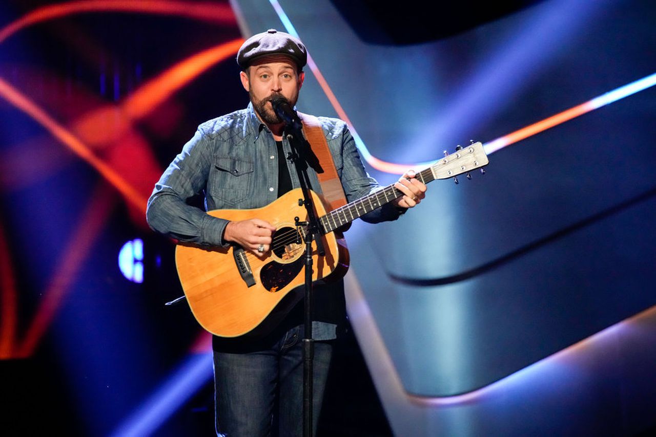 Watch ‘Voice’ contestant get 4-chair turn with Hank Williams classic