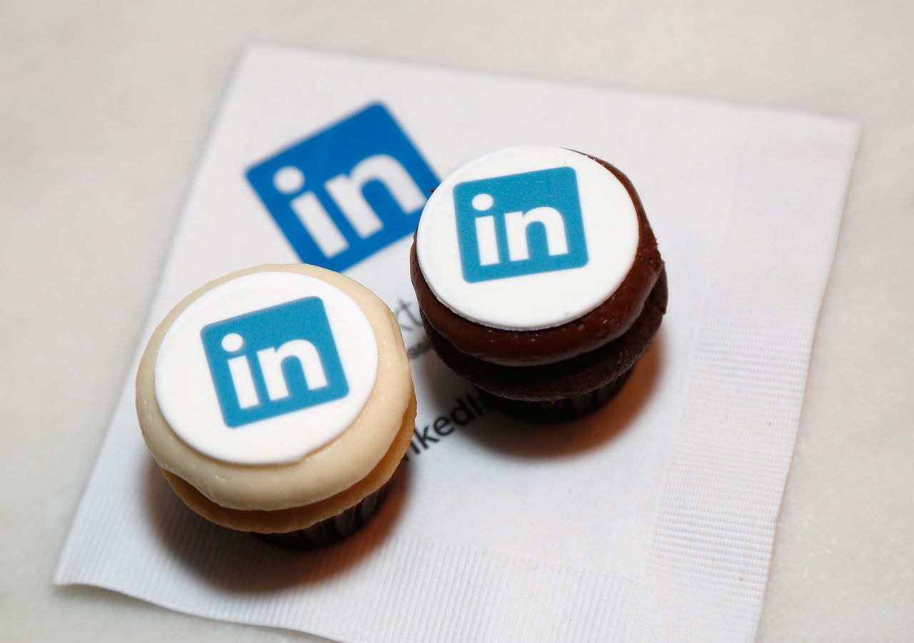 What impact does an absence on LinkedIn have on job search and employment?