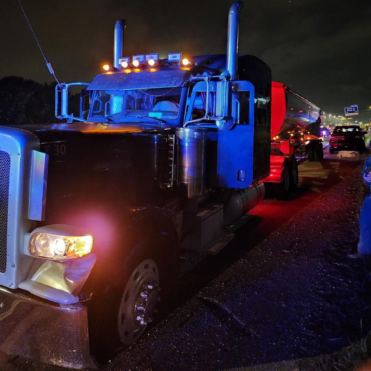 Wrong-way trucker in Mobile found with meth, ice in 18-wheeler