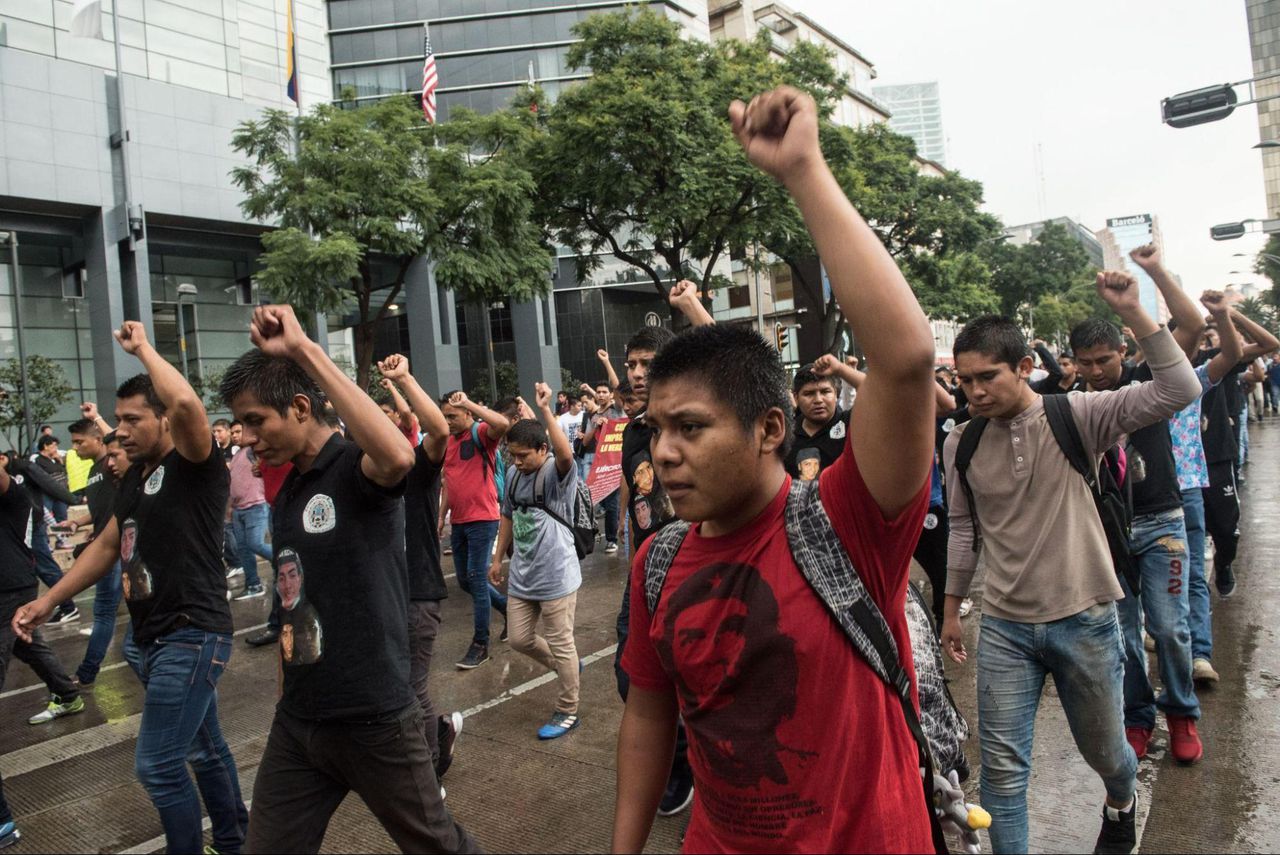 43 students disappear from Ayotzinapa, Mexico by Palabra