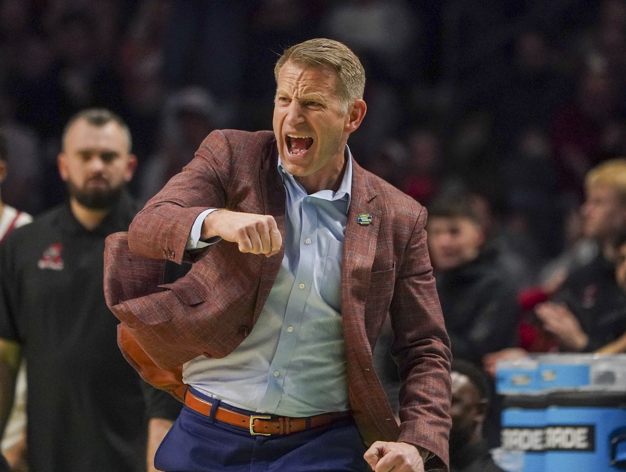 Alabama’s Nate Oats reportedly meeting with 2023 4-star center Papa Kante