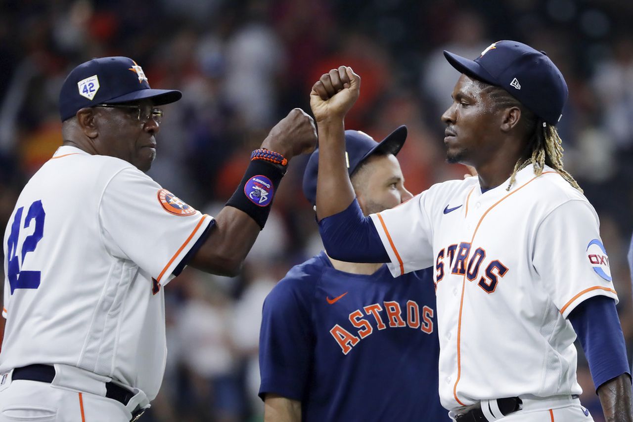 Astros-Rangers MLB 2023 live stream (4/16), watch online