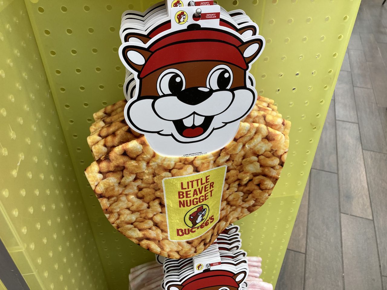 Buc-ee's baby bib