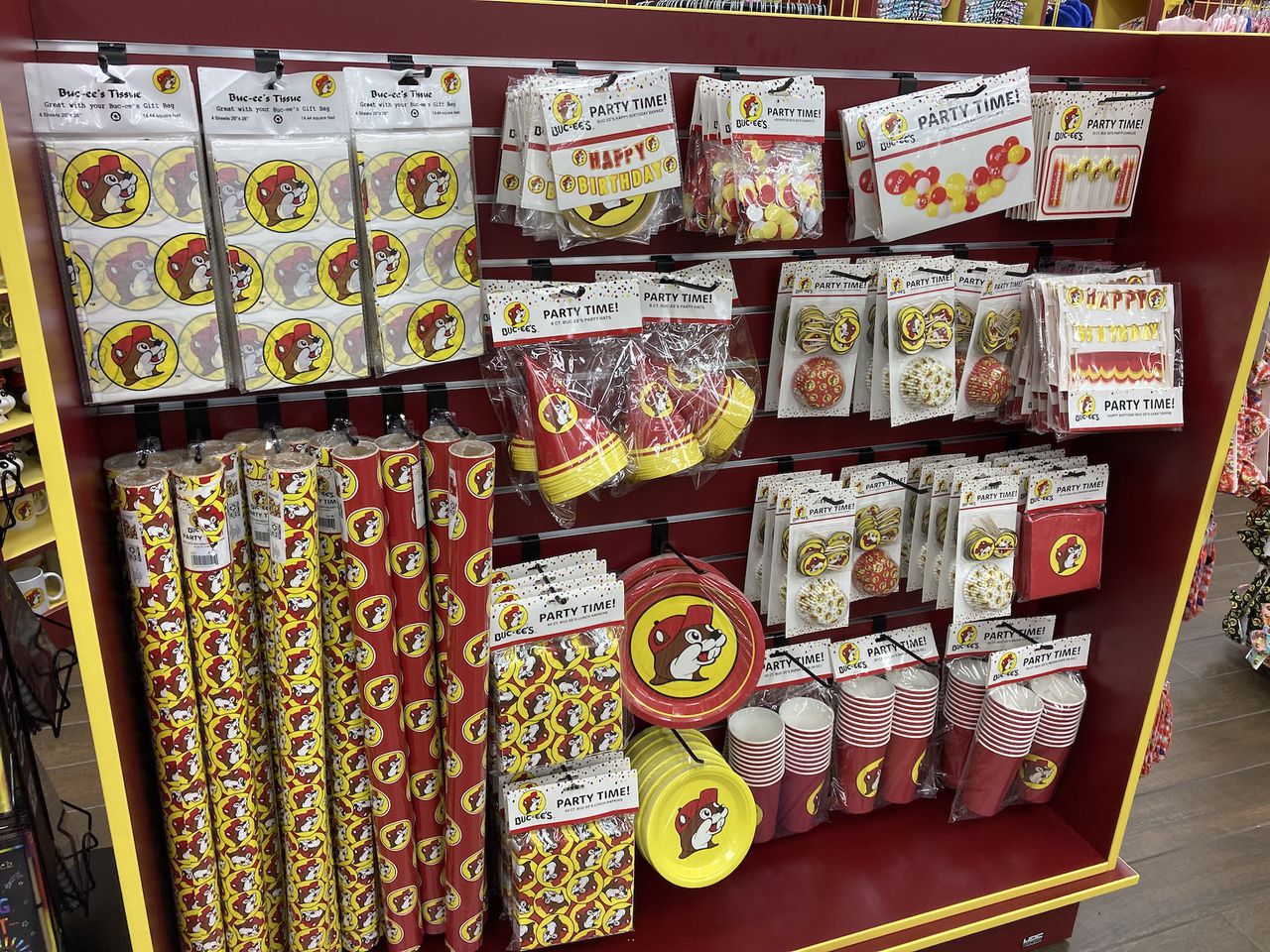 Buc-ee's party supplies