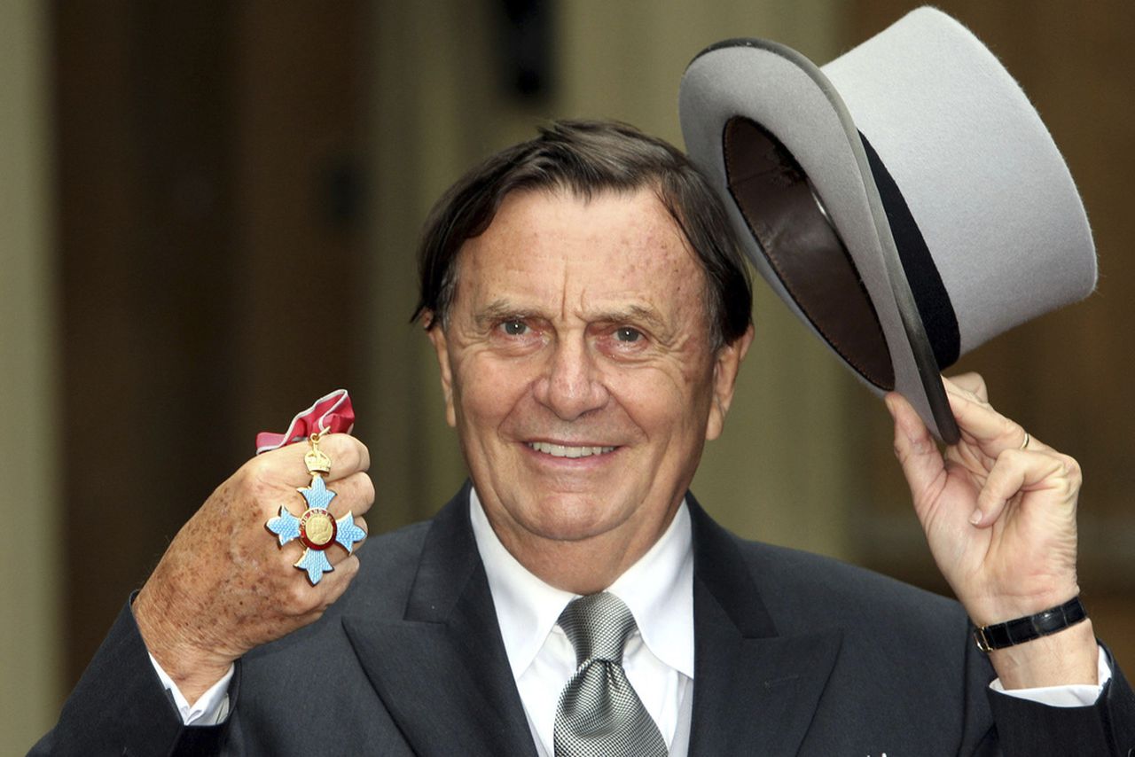 Comedian Barry Humphries, creator of Dame Edna, dies at 89