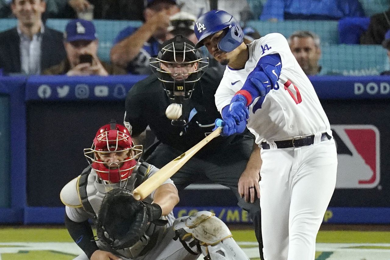 Dodgers-Cardinals MLB 2023 live stream (4/29), watch online