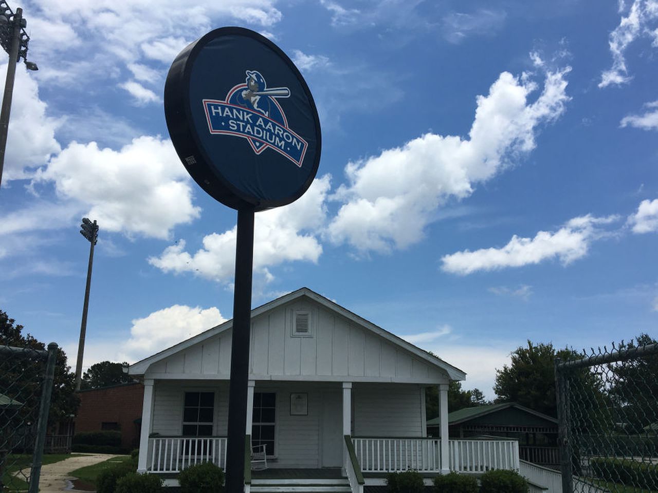 Hank Aaron’s childhood home relocating to Mobile park