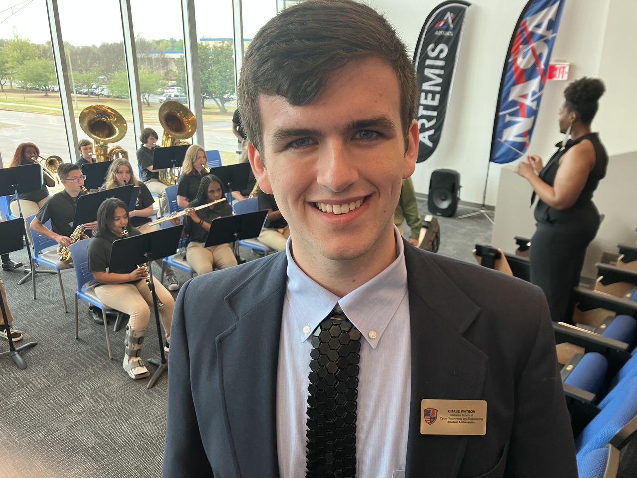 Huntsville cyber school student needed a tie fast for a big event, so he 3D-printed one