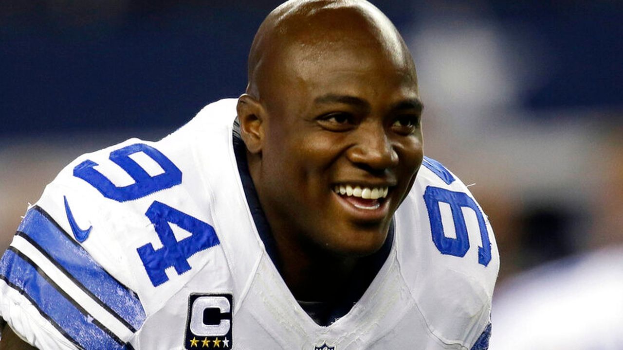 Jerry Jones to present DeMarcus Ware for enshrinement