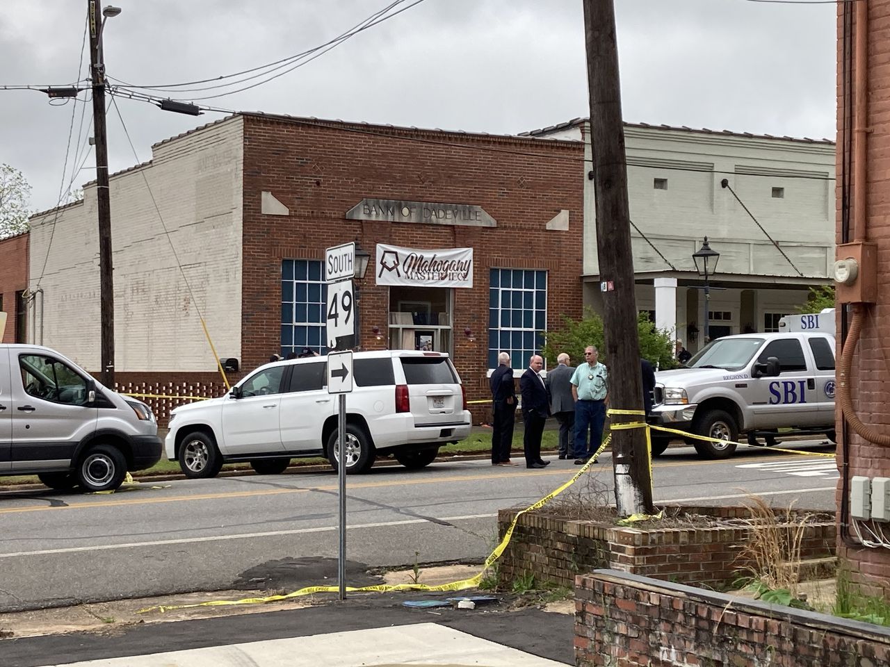 Local students at scene of Dadeville shooting, principal says