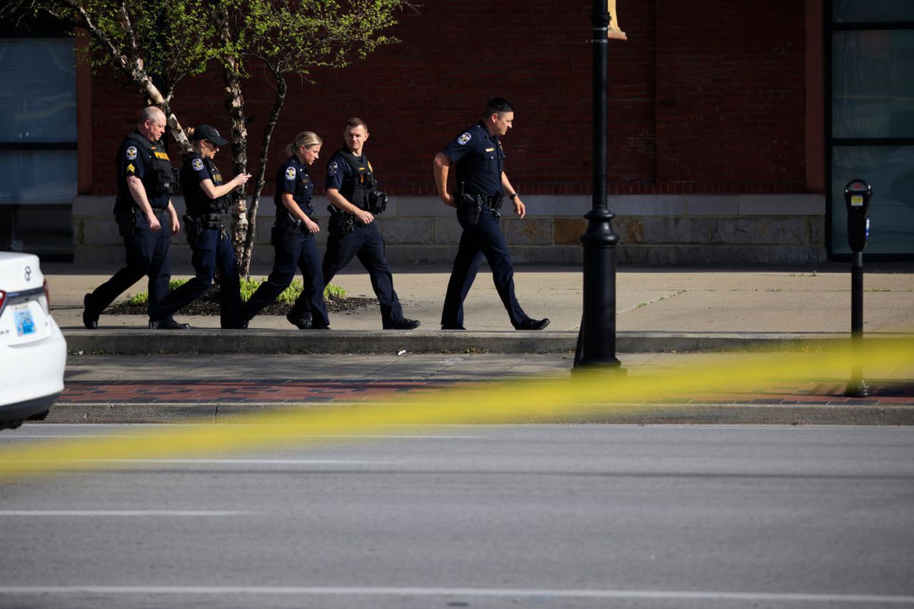 Louisville bank gunman was University of Alabama graduate