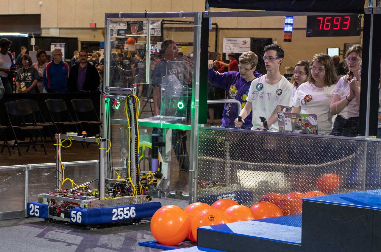 More than 1,000 students compete in NASA robot challenge this weekend in Huntsville