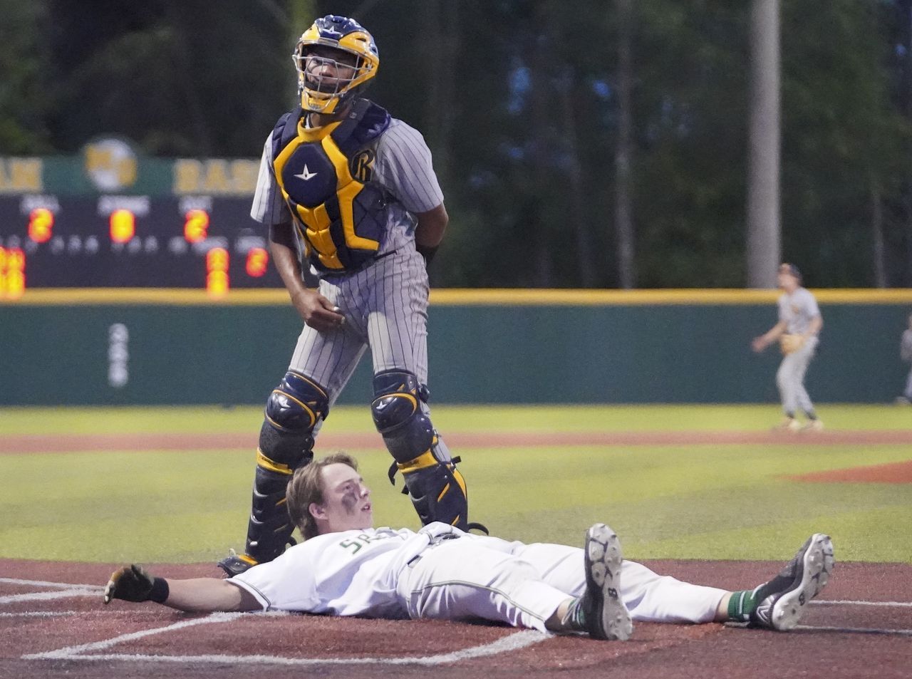 Mountain Brook sweeps Buckhorn out of Class 6A playoffs