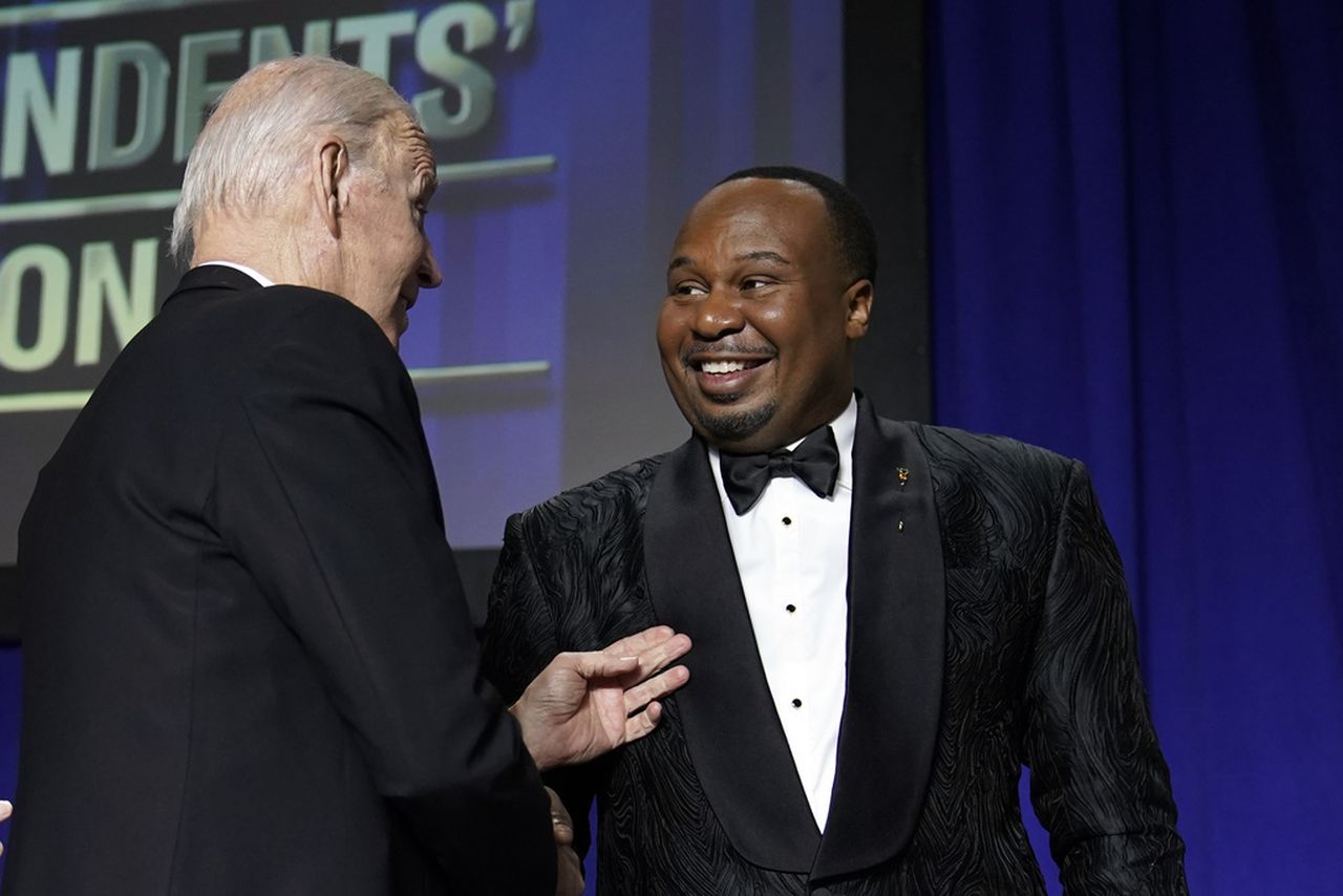 Roy Wood Jr.’s 10 best jokes at the White House Correspondents’ Dinner