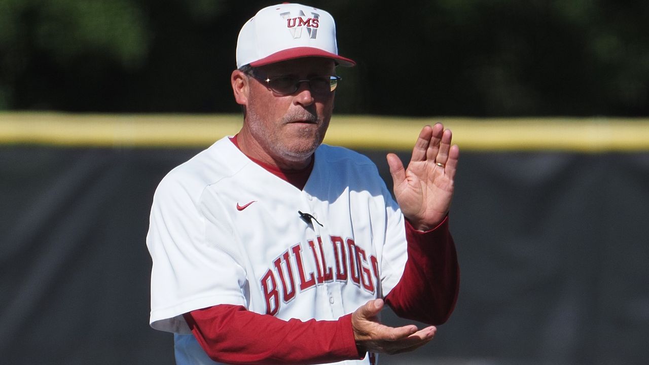 South Alabama Roundup: UMS coach reaches 700 wins