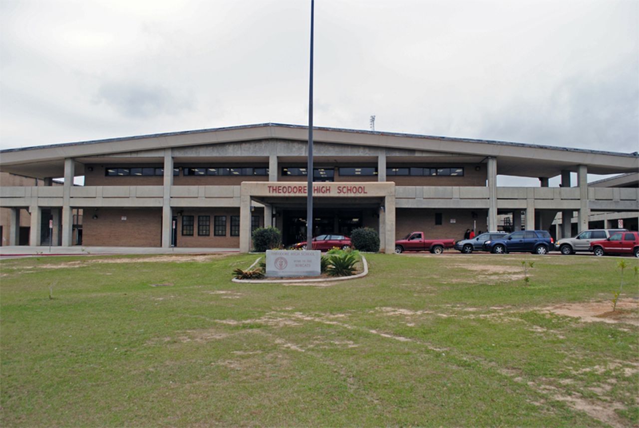 Student found with stolen gun at Mobile’s Theodore High School