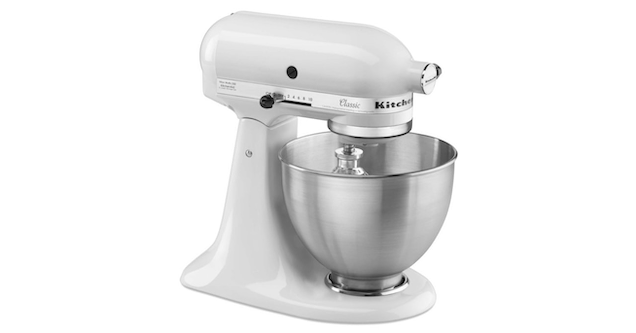 Classic Series KitchenAid 10 Speed 4.5 Qt. Stand Mixer