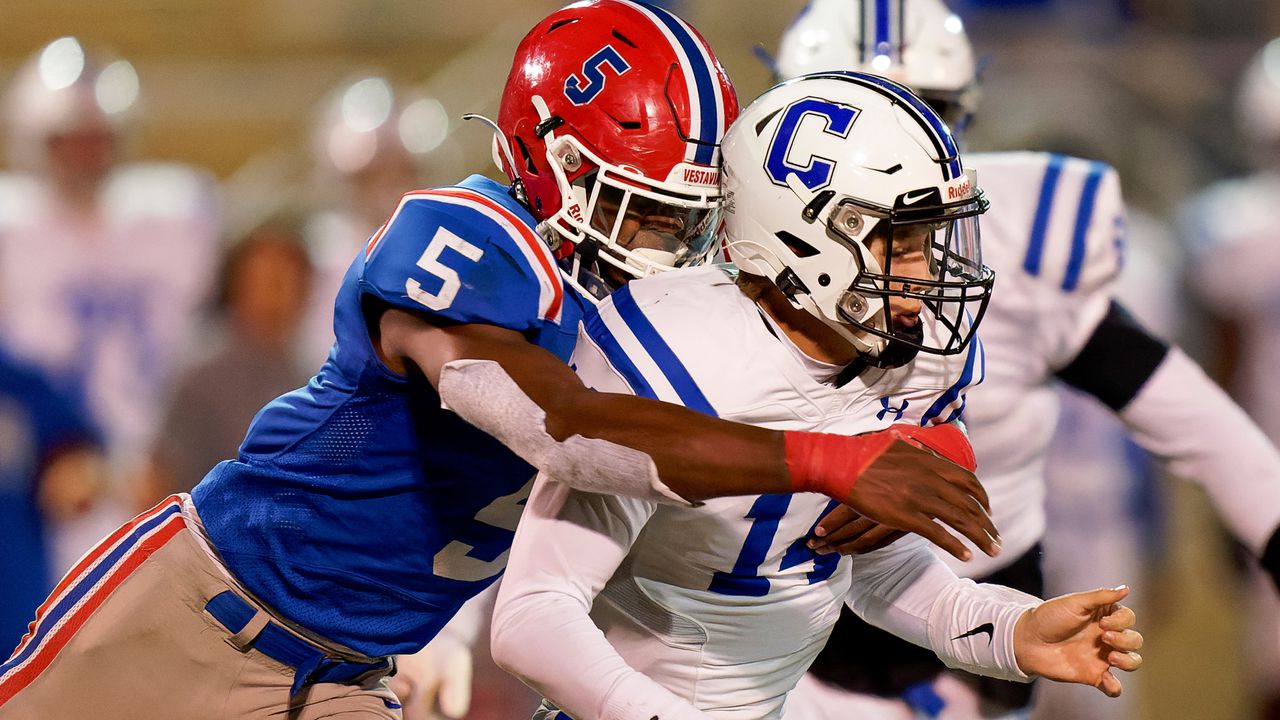 Chelsea at Vestavia Hills Football