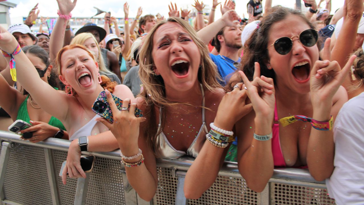 2023 Hangout Music Fest blazes into home stretch: See photos of Day 3