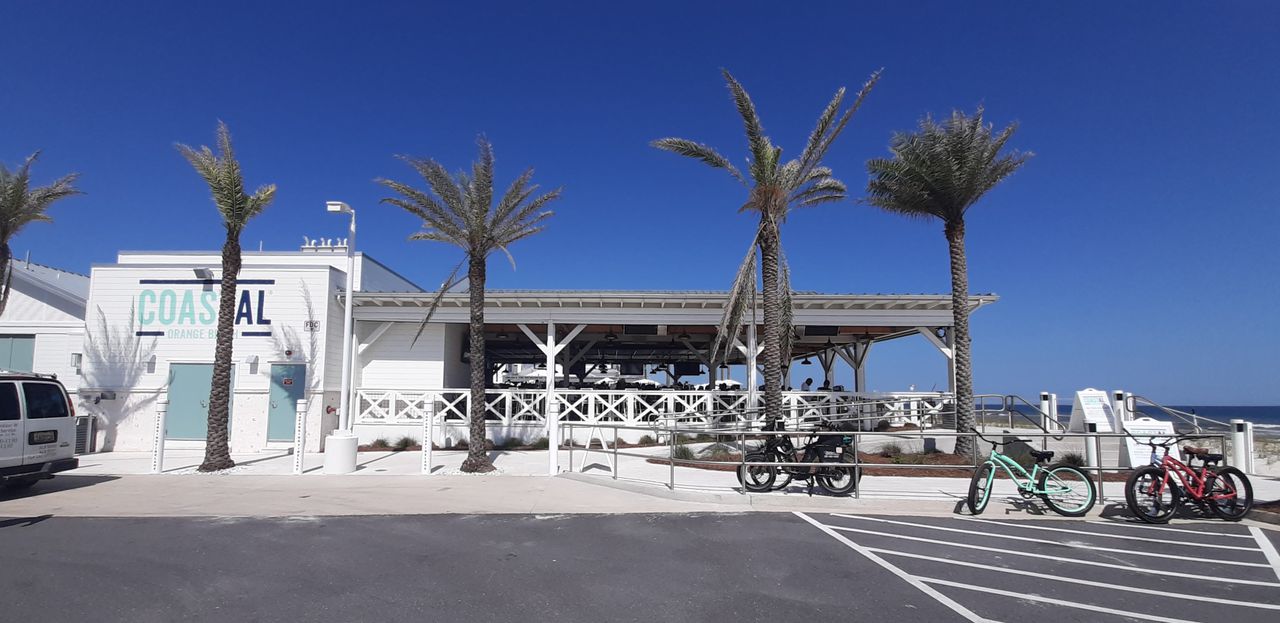 A unique partnership landed this restaurant on a prime Alabama beach