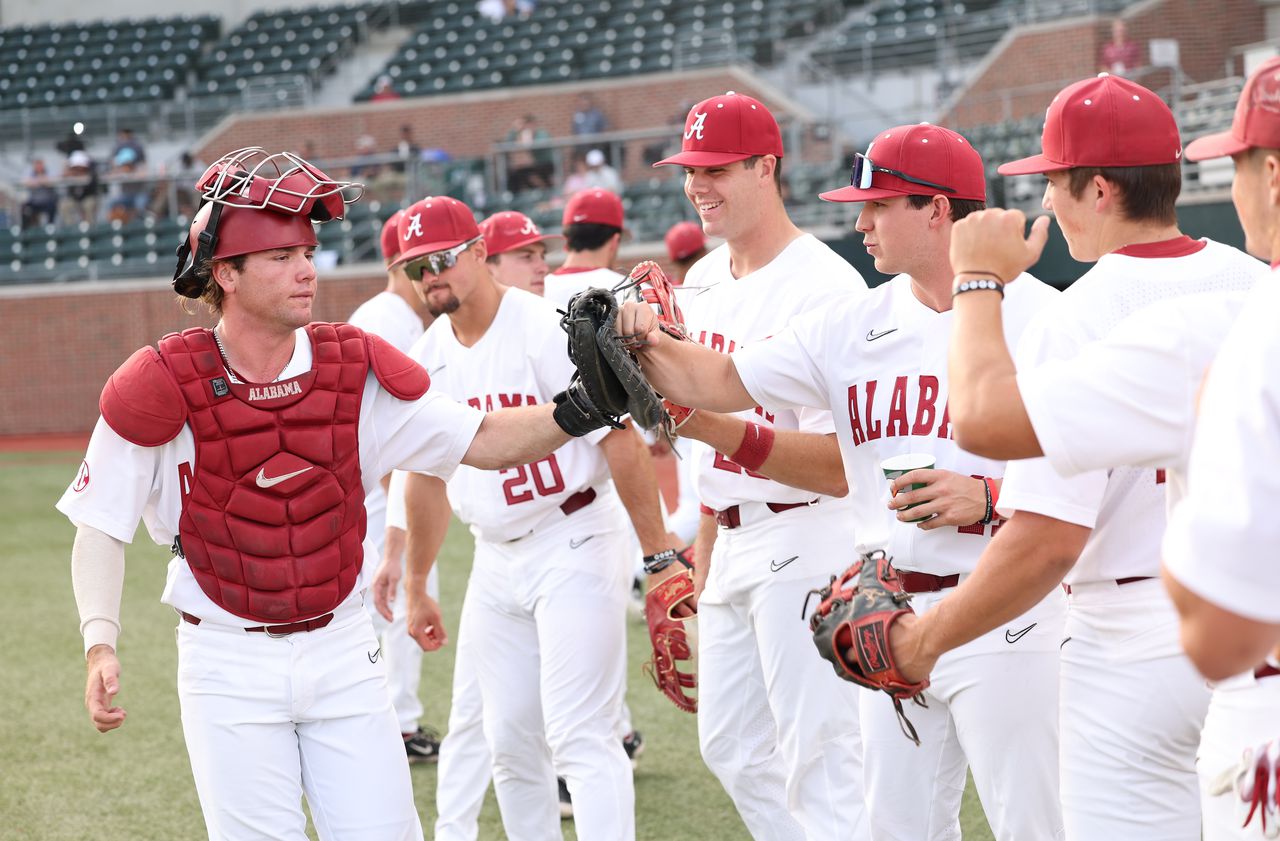 Alabama baseball: Interim head coach addresses betting probe, talks message to team