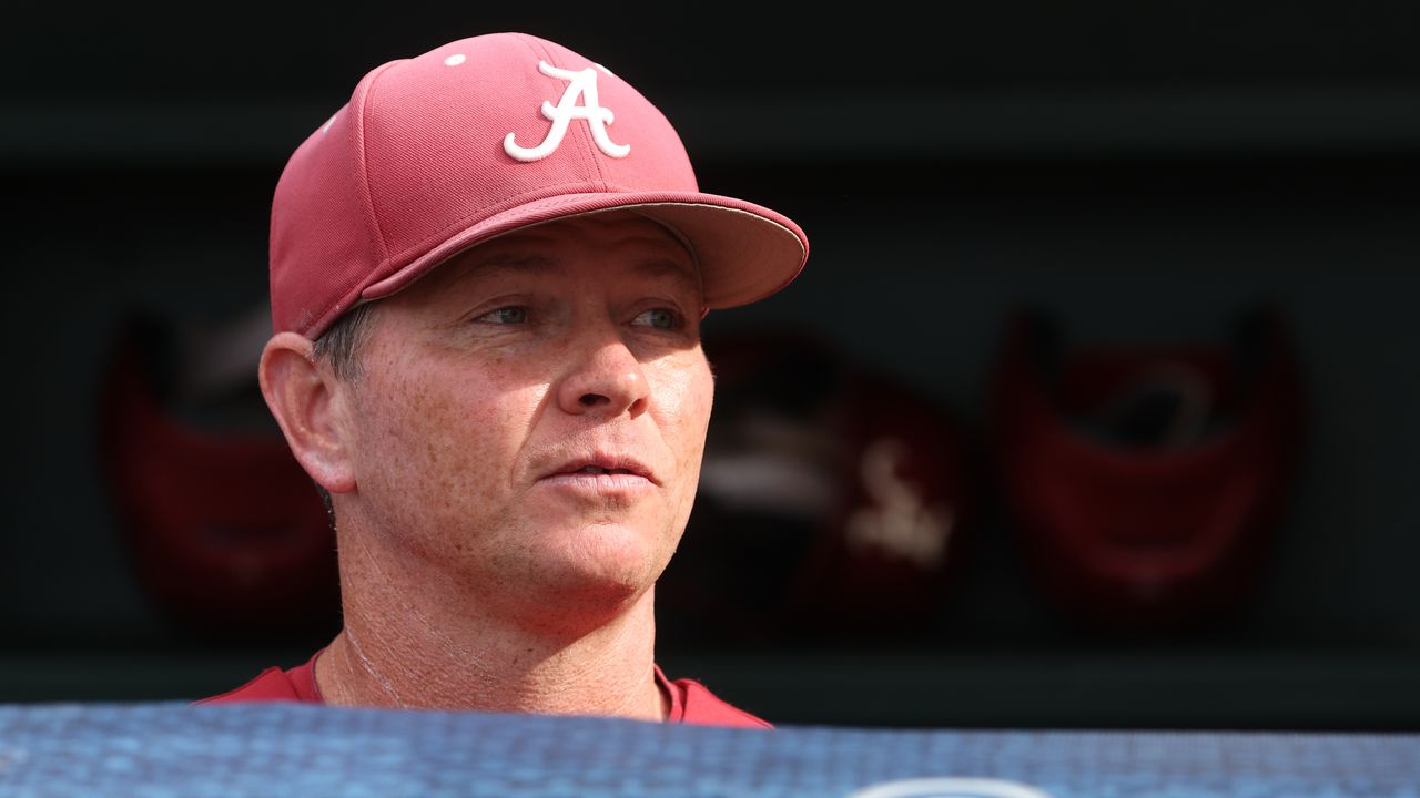 Alabama firing baseball coach Brad Bohannon amid betting probe