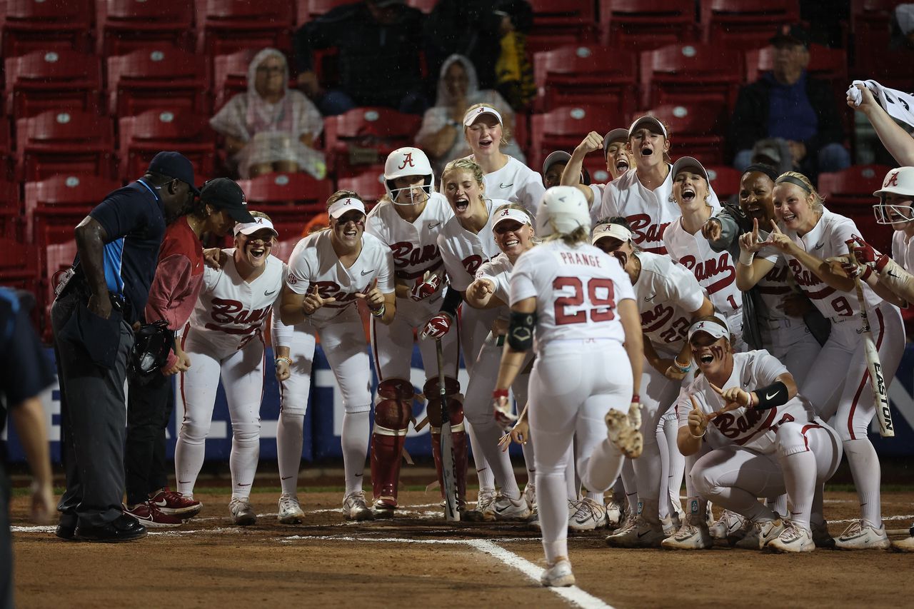 Alabama pitcher makes up for Foutsâ absence in NCAA regional shutout win over LIU