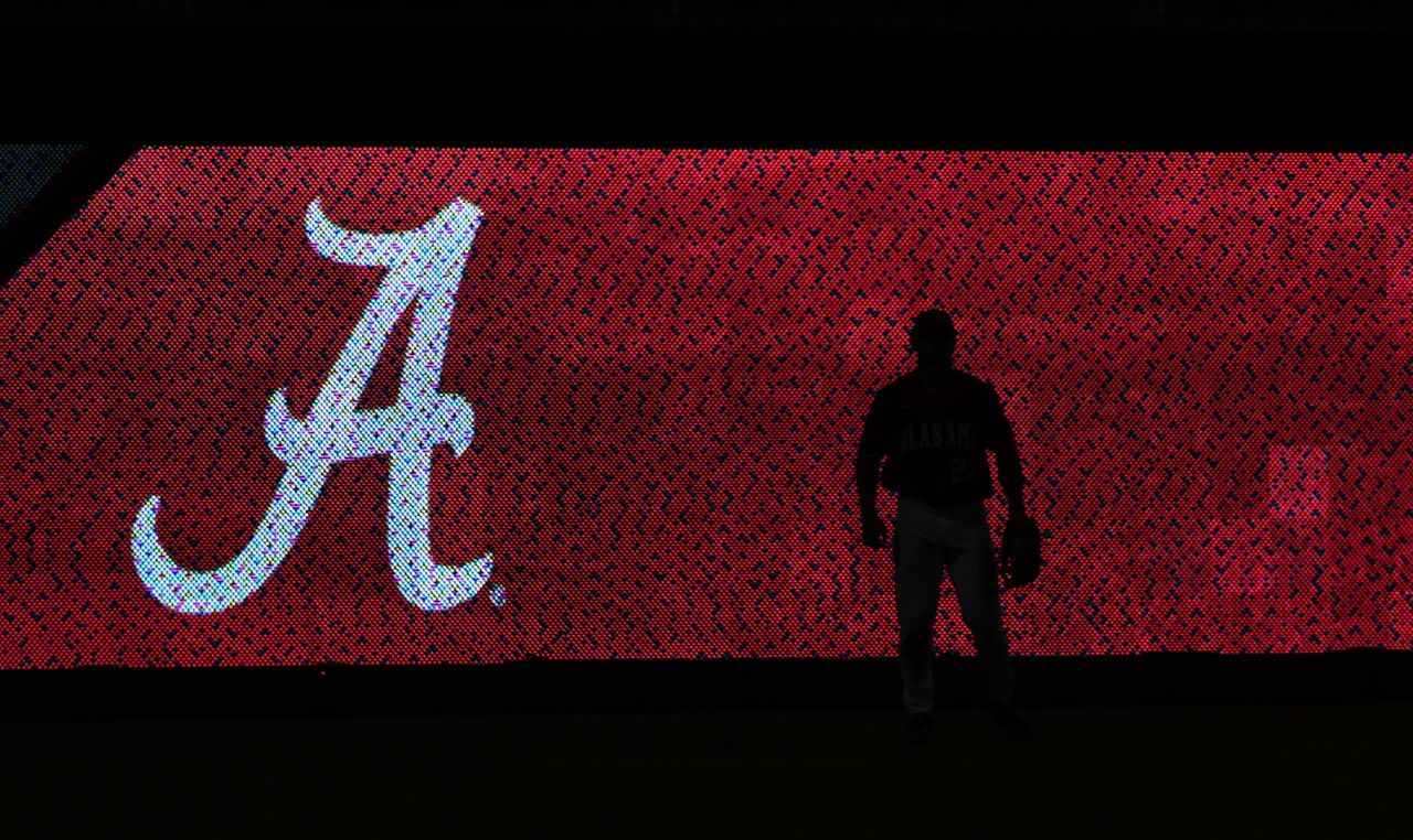 Anonymous gambling-related tipline available for college athletes, coaches amid Alabama scandal