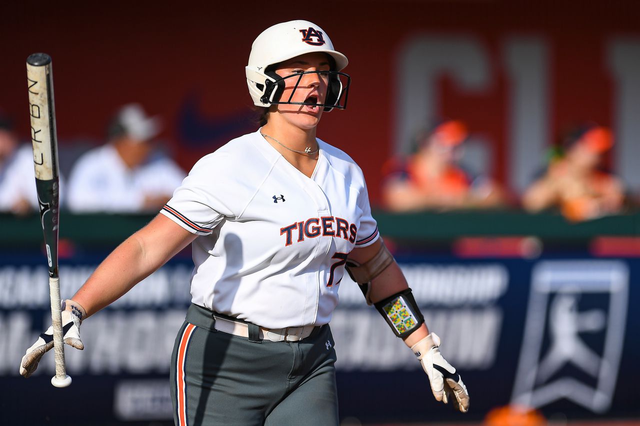 Auburn softball loses 7-0 against Clemson in NCAA Regional