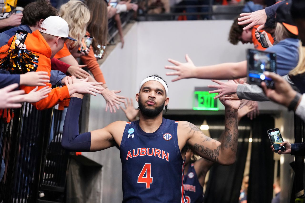 Auburnâs Johni Broome earns NBA Draft Combine invite