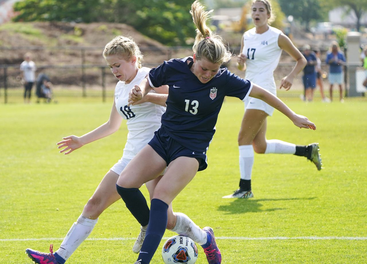 Class 6A girls soccer: Homewood claims title over Montgomery Academy