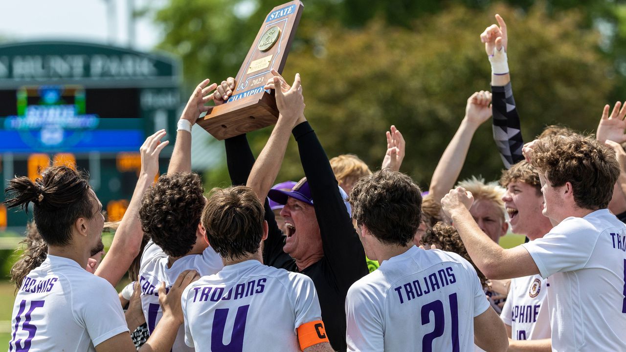 Class 7A boys soccer: Daphne repeats as champs