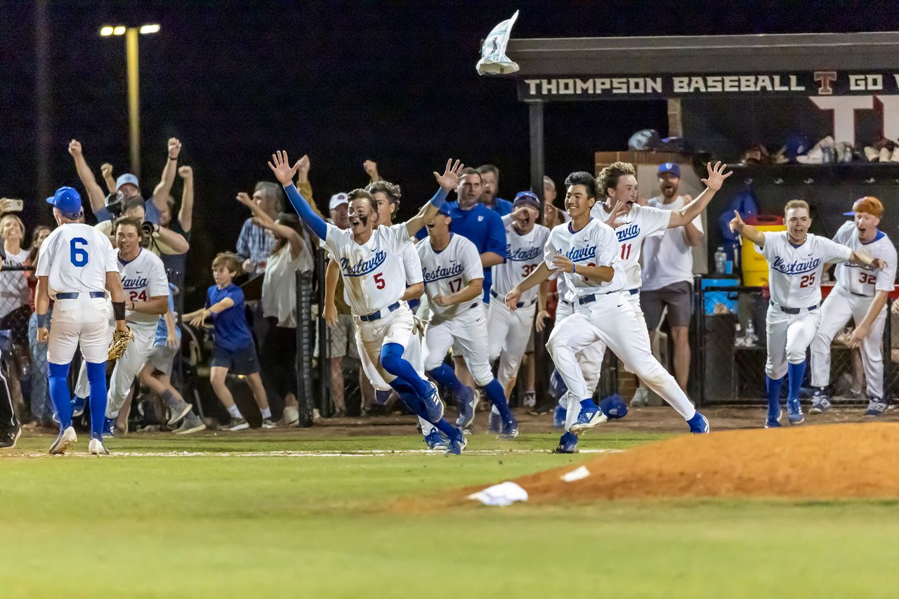 Class 7A No. 4 Vestavia Hills sweeps No. 1 Thompson