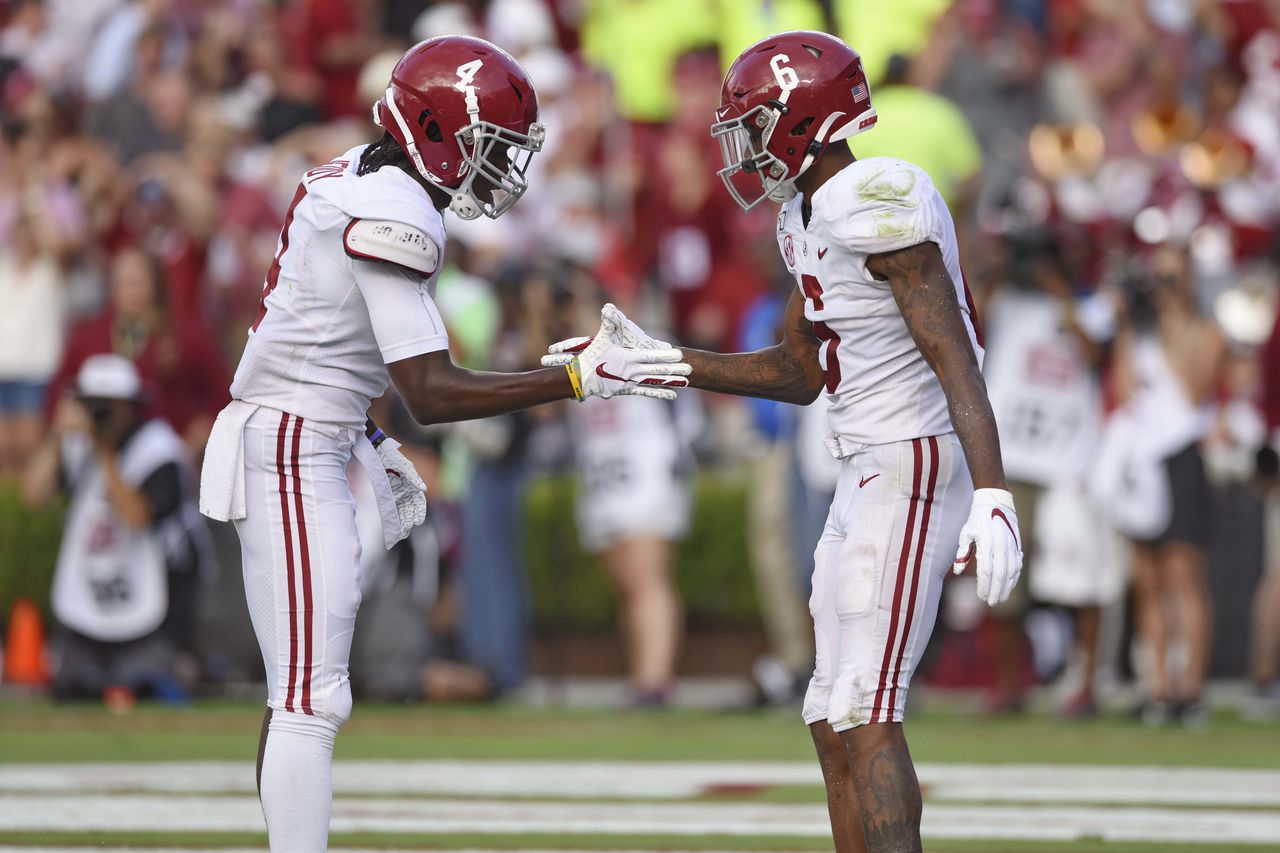 DeVonta Smith ranks top 5 Alabama receivers of all time; Former Tide stars chime in