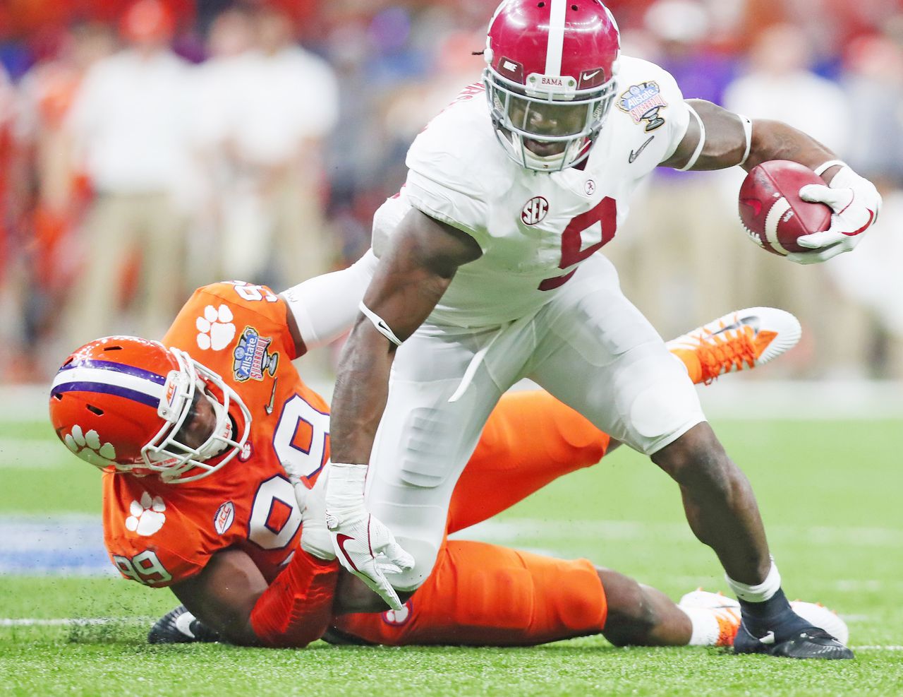 Former Alabama star RB updates injury status