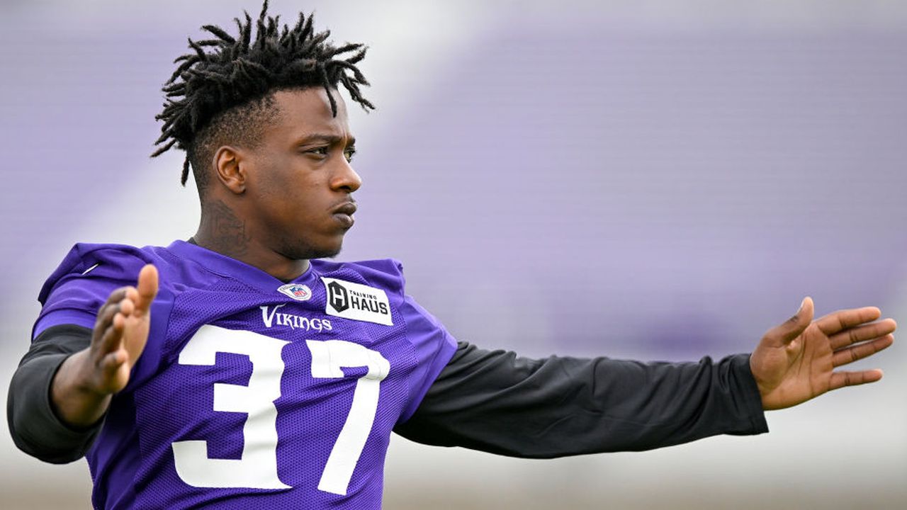 Former UAB standout on standby for Vikingsâ decision