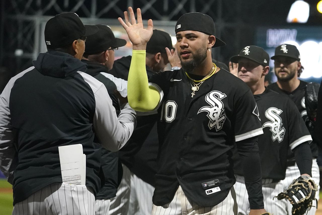 Guardians-White Sox MLB 2023 live stream (5/18), watch online