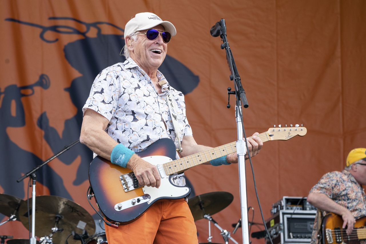 Jimmy Buffett hospitalized with undisclosed condition, cancels Charlotte show