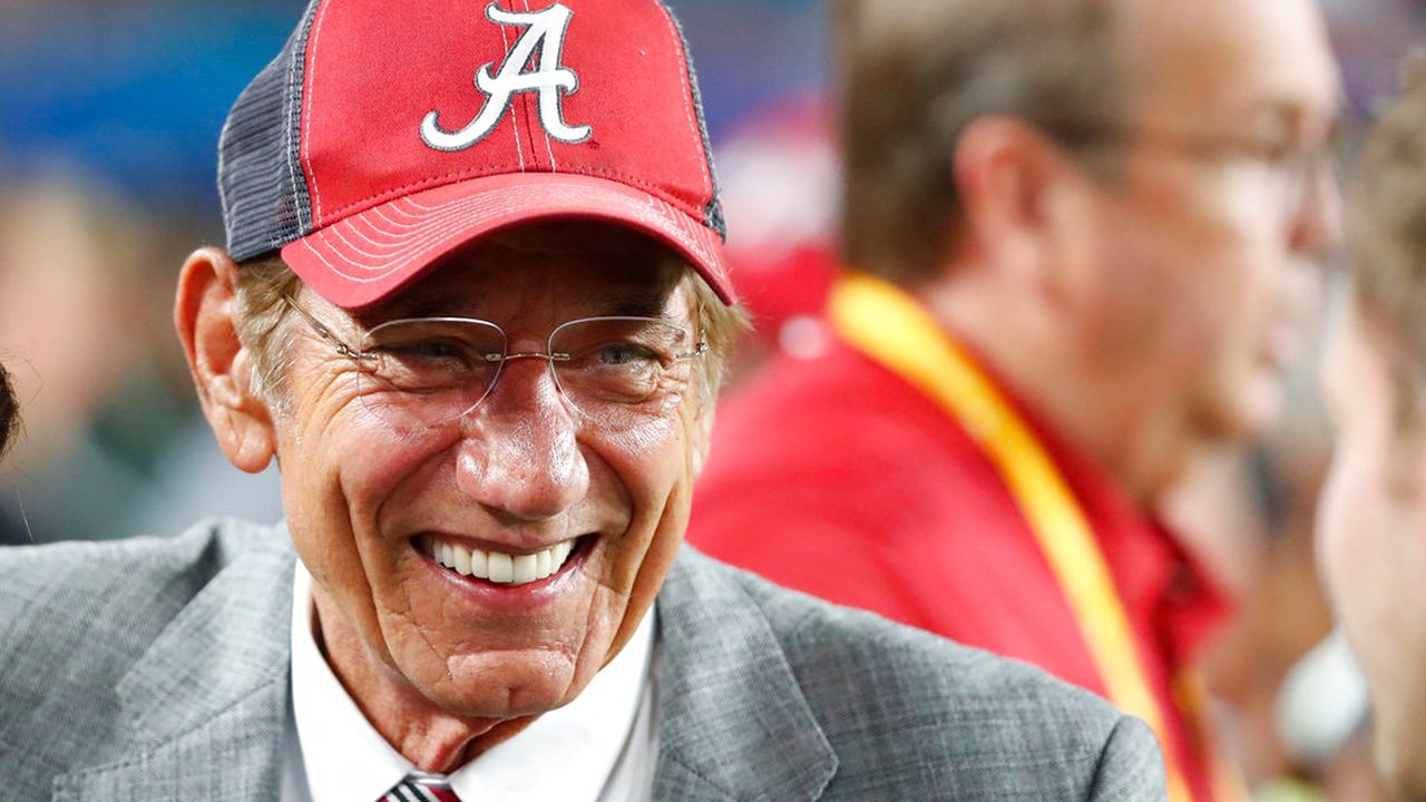 Joe Namath by the numbers: Broadway Joe turns 80