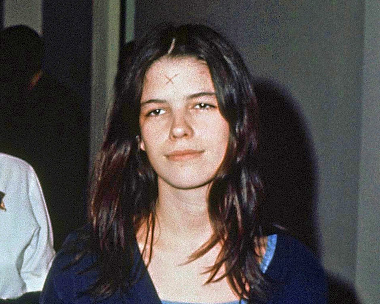 Leslie Van Houten could be paroled in Manson murders after Newsom overruled