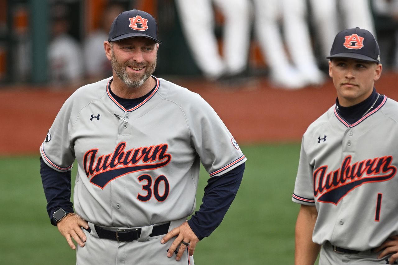 No. 5 seed Auburn advances in SEC tournament with a 10-4 win vs. No. 12 seed Missouri.