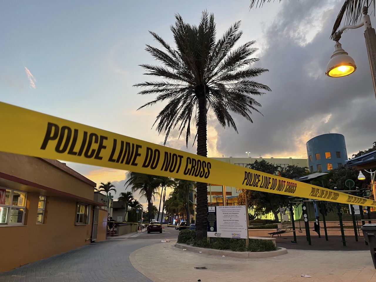 Police investigating shooting near beach boardwalk in Hollywood, Florida