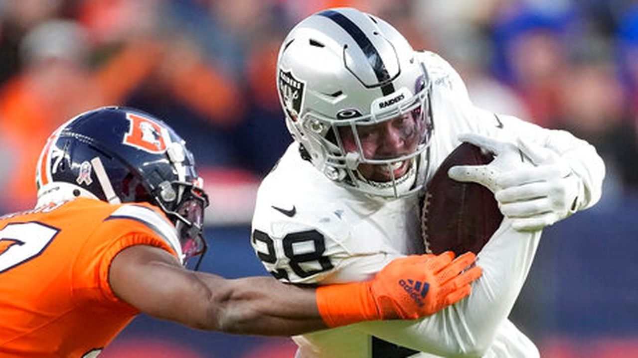 Raidersâ Josh Jacobs to have new number when he returns