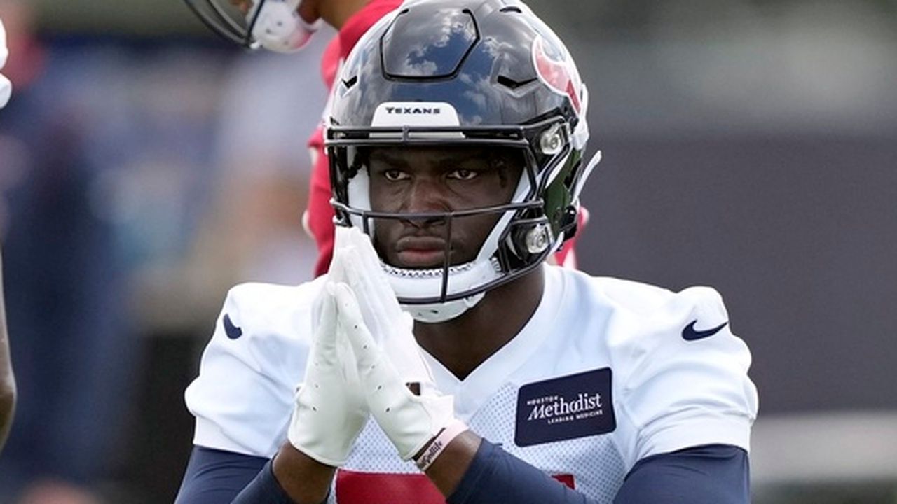Rookie Premiere includes 5 with Alabama football roots