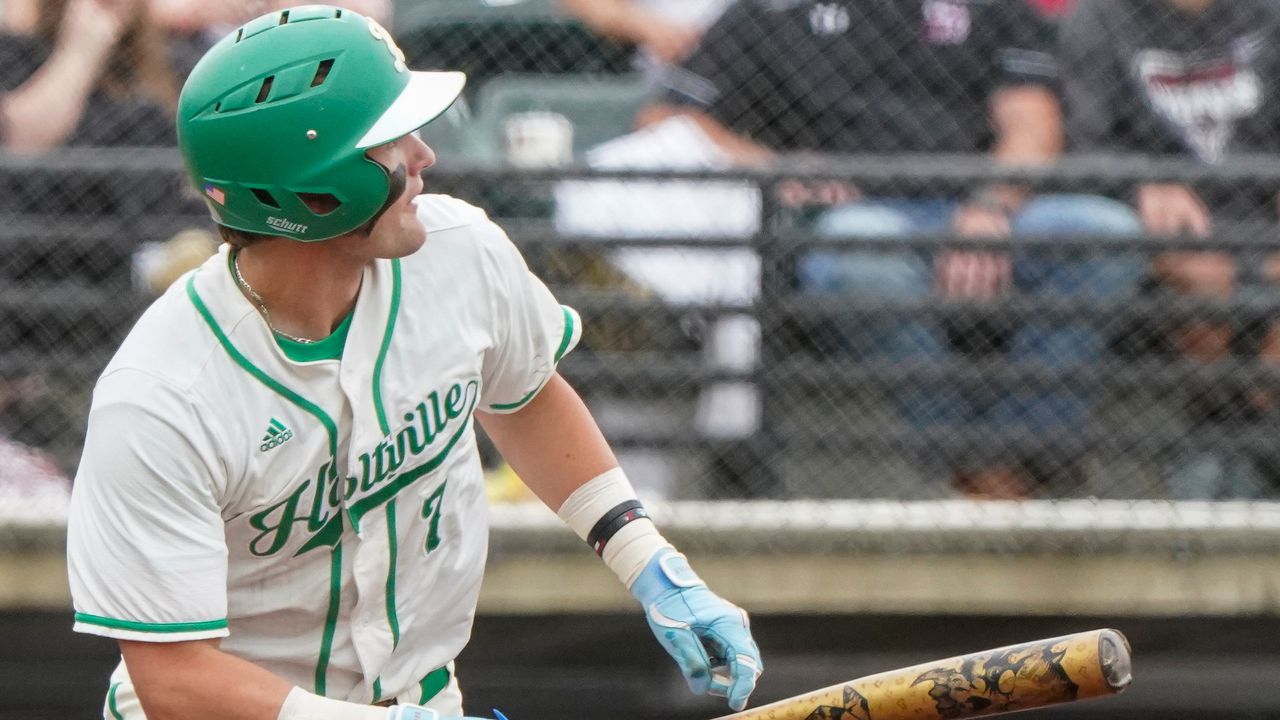 Sam Silas powers Holtville past Sardis for 5A baseball title