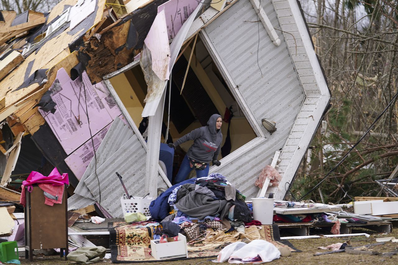 Tornado Damage Old Kinston and Marbury,AL