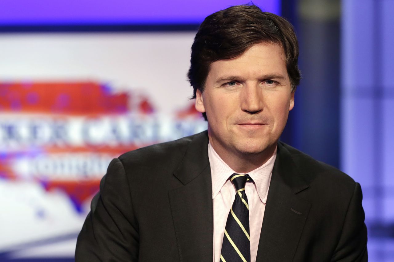 Tucker Carlson, fresh off a visit to Alabama, re-launches show on Twitter