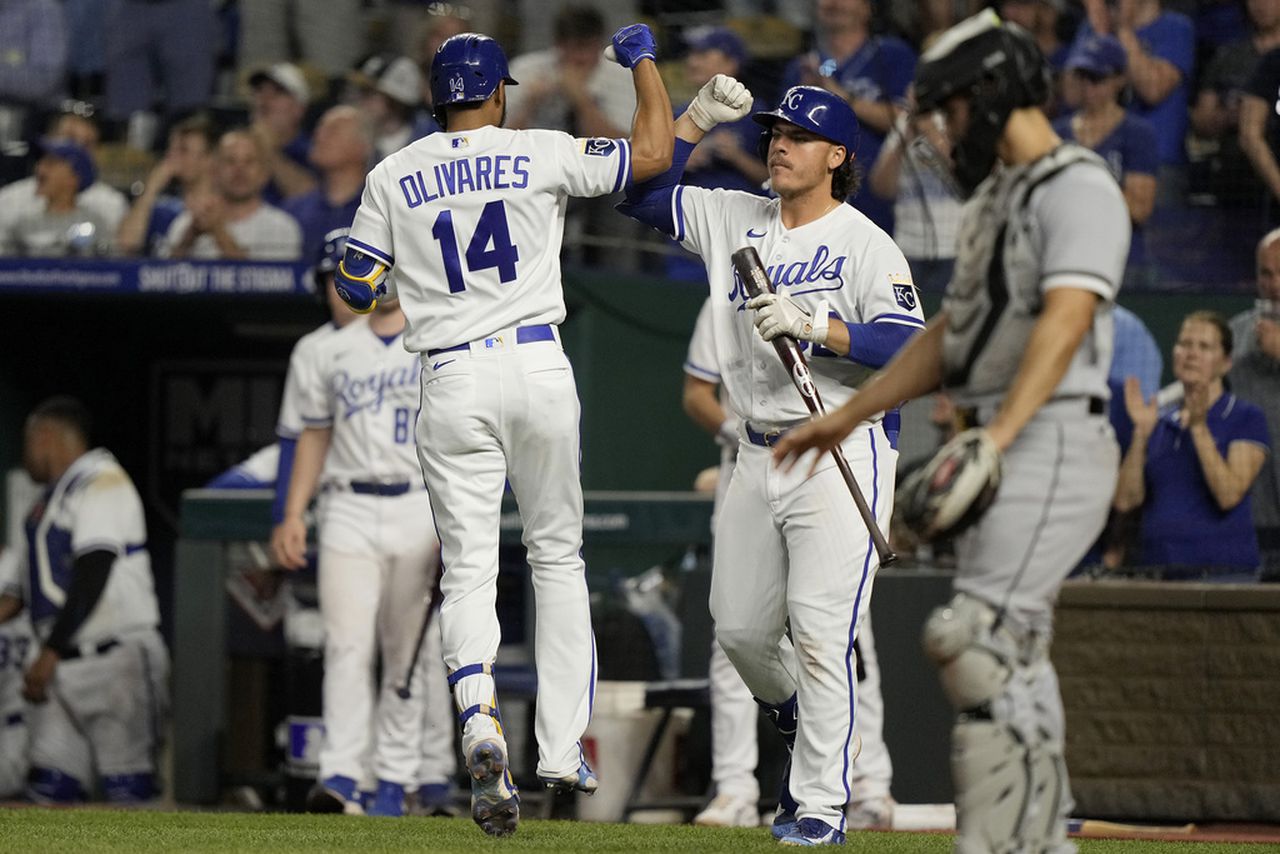 White Sox-Royals MLB 2023 live stream (5/11), watch online