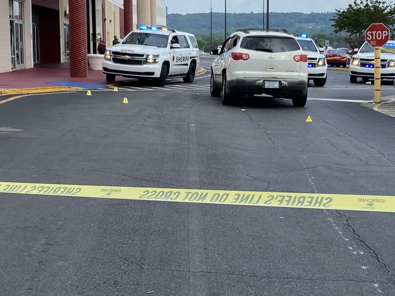 16-year-old boy killed in hail of gunfire by 3 masked suspects outside Western Hills Mall